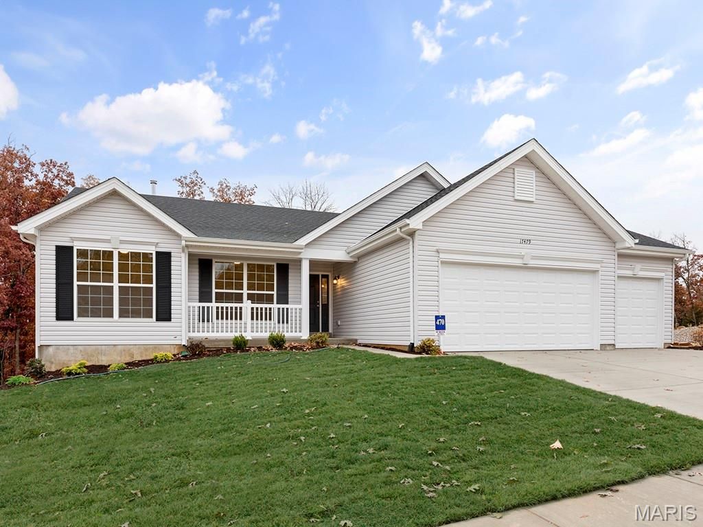 31 Bluestem Court, Lake St Louis, MO 63367