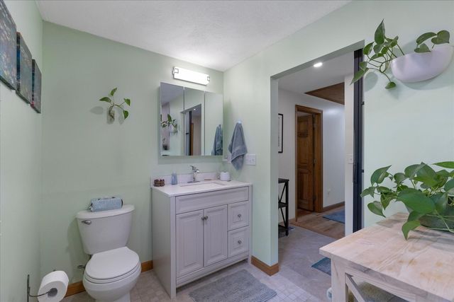 59 Swan Lake Road, West Yarmouth, MA 02673