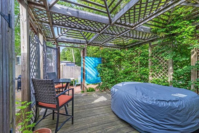 59 Swan Lake Road, West Yarmouth, MA 02673
