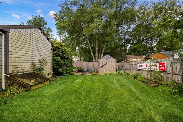 59 Swan Lake Road, West Yarmouth, MA 02673