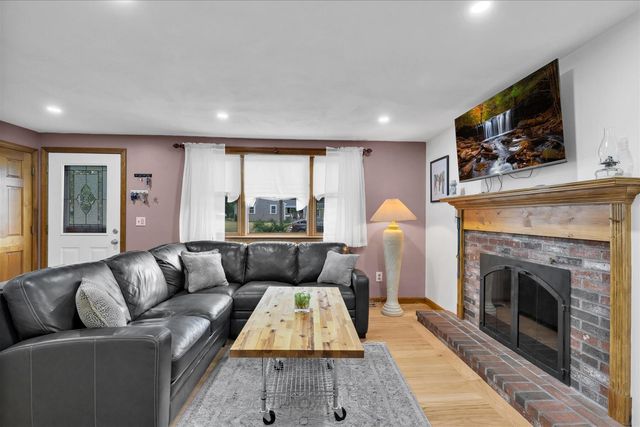 59 Swan Lake Road, West Yarmouth, MA 02673
