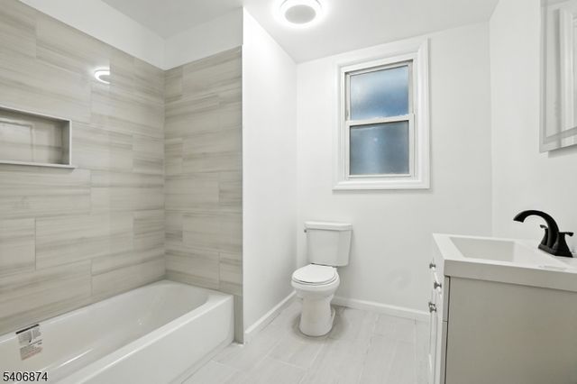 97 Hopkins Pl, Irvington Twp., NJ 07111