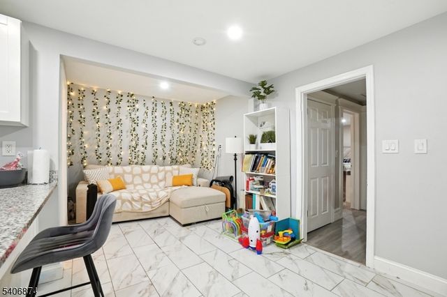 97 Hopkins Pl, Irvington Twp., NJ 07111