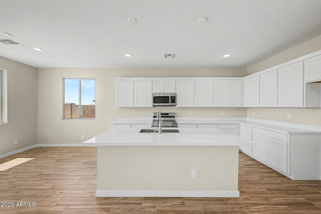 Image 10 of property listing at 7295 E HACKAMORE Lane N, San Tan Valley, AZ 85143