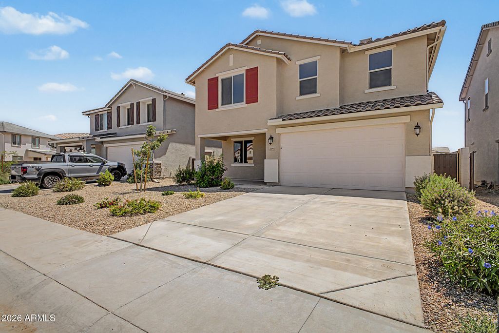Image 2 of property listing at 7295 E HACKAMORE Lane N, San Tan Valley, AZ 85143