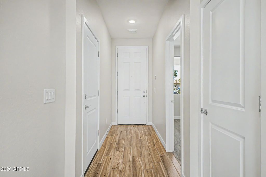 Image 5 of property listing at 7295 E HACKAMORE Lane N, San Tan Valley, AZ 85143