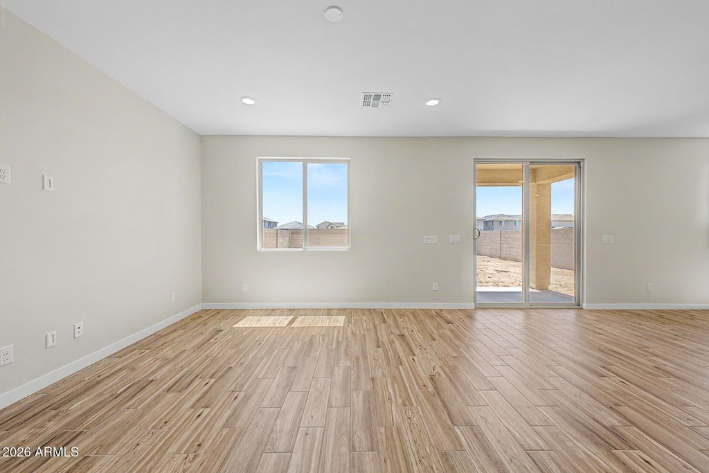 Image 7 of property listing at 7295 E HACKAMORE Lane N, San Tan Valley, AZ 85143