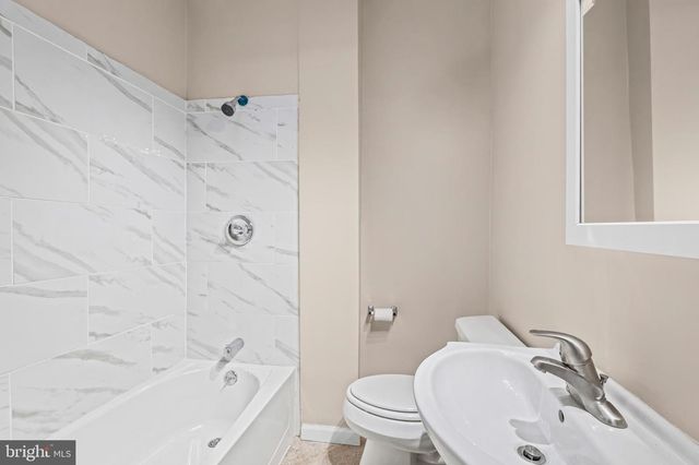 1933 GRINNALDS AVE, Baltimore, MD 21230