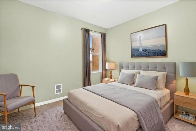 1933 GRINNALDS AVE, Baltimore, MD 21230