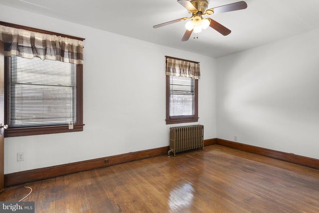 5212 KANSAS AVE NW, Washington, DC 20011