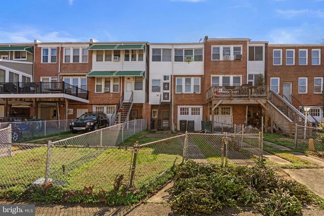 5212 KANSAS AVE NW, Washington, DC 20011