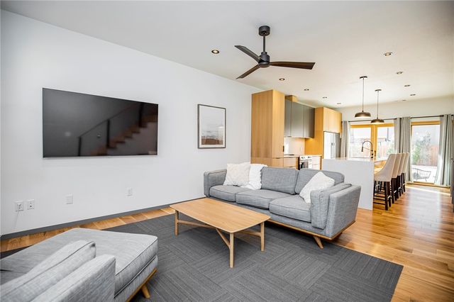 704 SE B Street, Bentonville, AR 72712