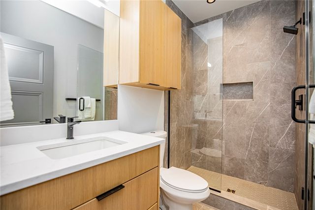 704 SE B Street, Bentonville, AR 72712