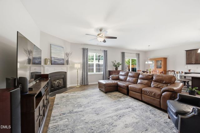 39 Fairview Street, Clayton, NC 27520