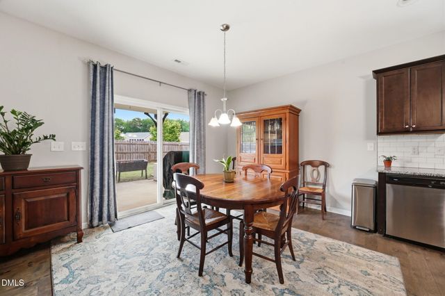 39 Fairview Street, Clayton, NC 27520