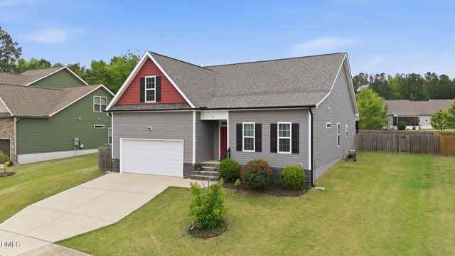 39 Fairview Street, Clayton, NC 27520