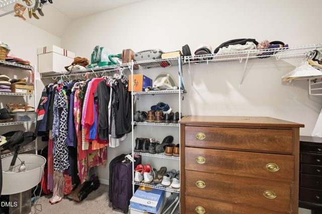 39 Fairview Street, Clayton, NC 27520