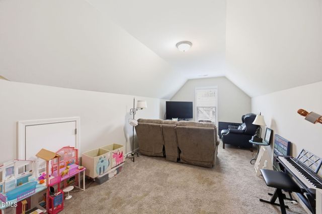 39 Fairview Street, Clayton, NC 27520