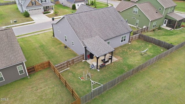 39 Fairview Street, Clayton, NC 27520