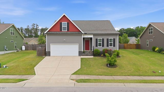 39 Fairview Street, Clayton, NC 27520
