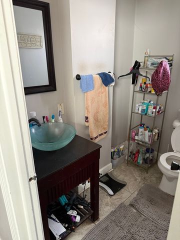 14211 S Wabash Avenue, Riverdale, IL 60827