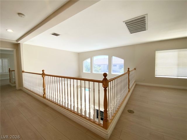 188 Tamarron Cliffs Street, Las Vegas, NV 89148