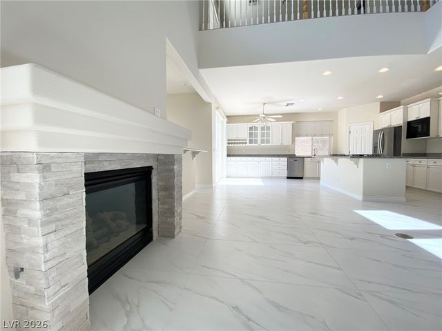 188 Tamarron Cliffs Street, Las Vegas, NV 89148