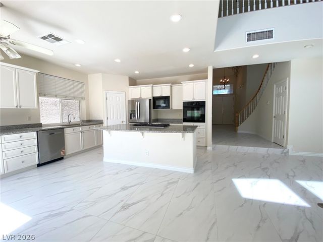 188 Tamarron Cliffs Street, Las Vegas, NV 89148