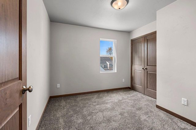 112 E LAW STREET, New London, WI 54961
