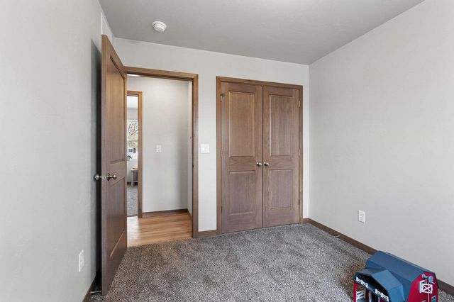 112 E LAW STREET, New London, WI 54961