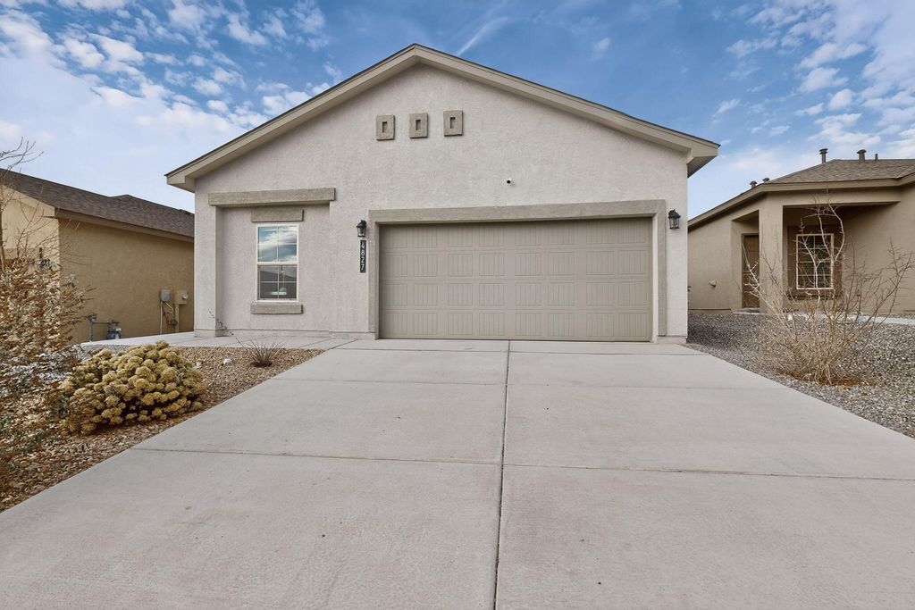 4827 Sandia Peak Road NE, Rio Rancho, NM 87144