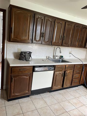 116 Gavin Street, Yonkers, NY 10701