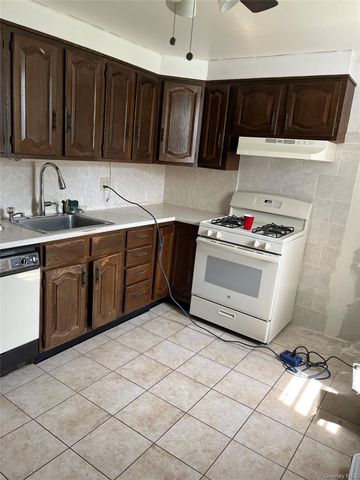 116 Gavin Street, Yonkers, NY 10701