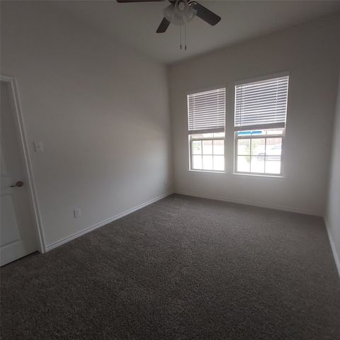 11305 Autry Ridge Lane, Aubrey, TX 76227