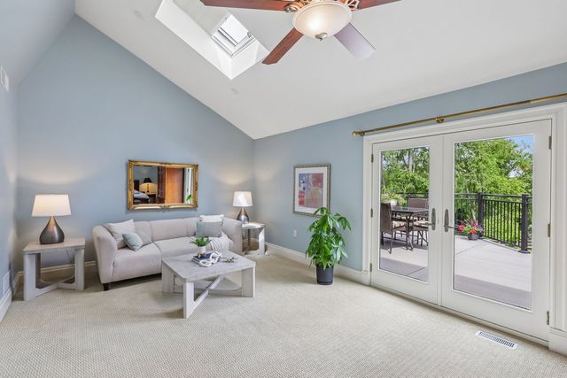 218 Grandview Drive N., Fox Chapel, PA 15215