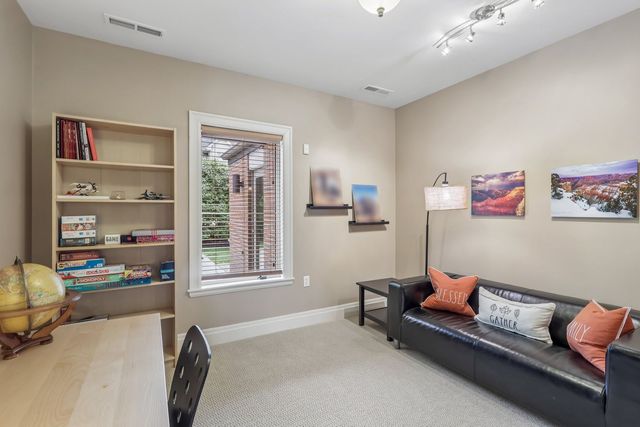 218 Grandview Drive N., Fox Chapel, PA 15215