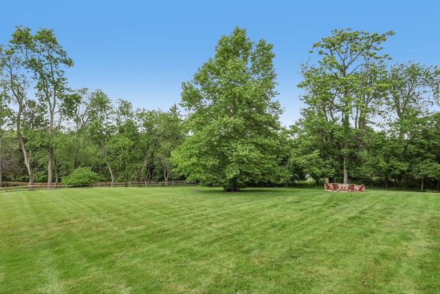 218 Grandview Drive N., Fox Chapel, PA 15215