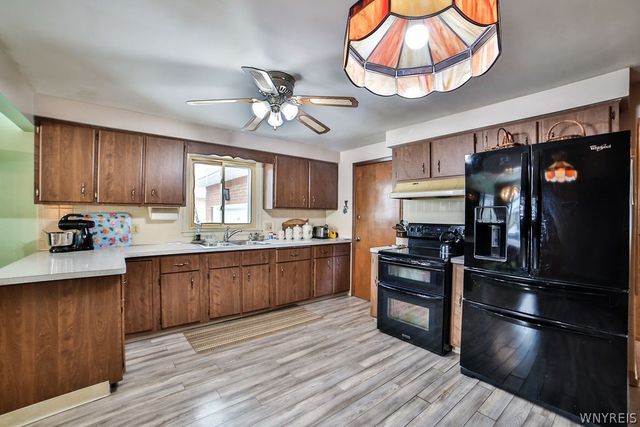 47 Armond Lane, Cheektowaga, NY 14043