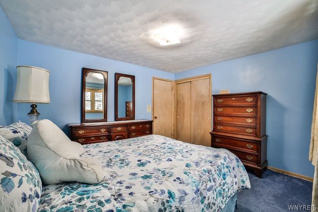 47 Armond Lane, Cheektowaga, NY 14043