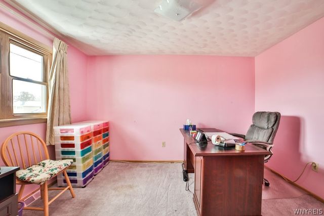 47 Armond Lane, Cheektowaga, NY 14043