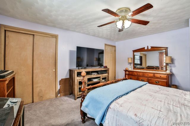 47 Armond Lane, Cheektowaga, NY 14043