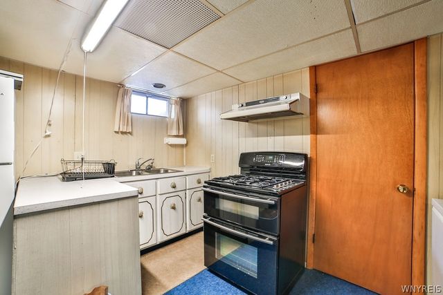 47 Armond Lane, Cheektowaga, NY 14043