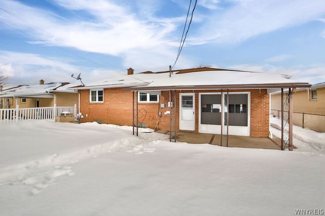 47 Armond Lane, Cheektowaga, NY 14043