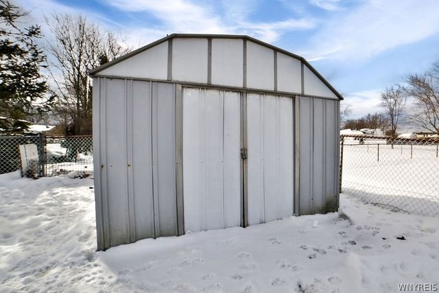 47 Armond Lane, Cheektowaga, NY 14043