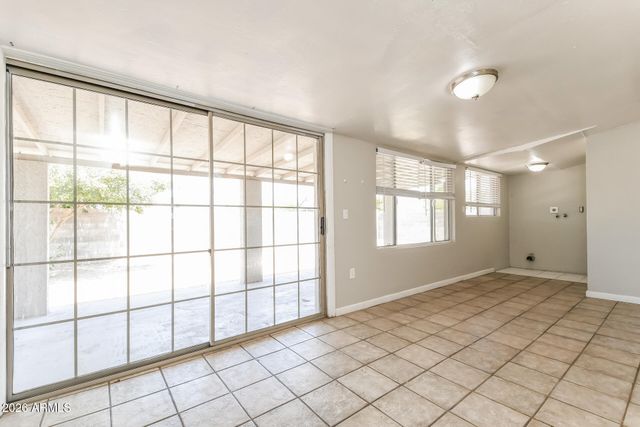 1460 W 6TH Avenue, Mesa, AZ 85202