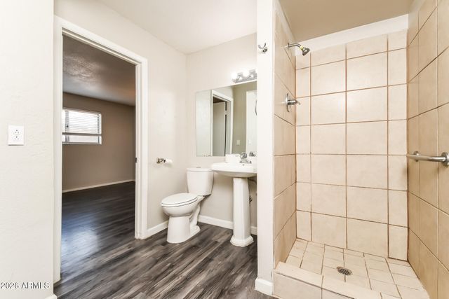 1460 W 6TH Avenue, Mesa, AZ 85202