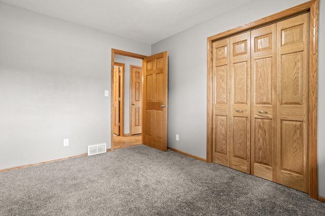 1108 S River Drive, Moorhead, MN 56560