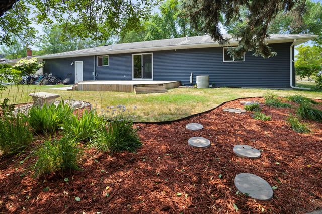 1108 S River Drive, Moorhead, MN 56560