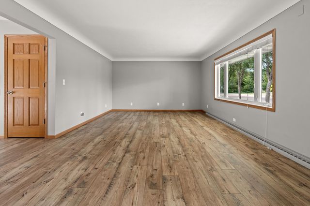 1108 S River Drive, Moorhead, MN 56560