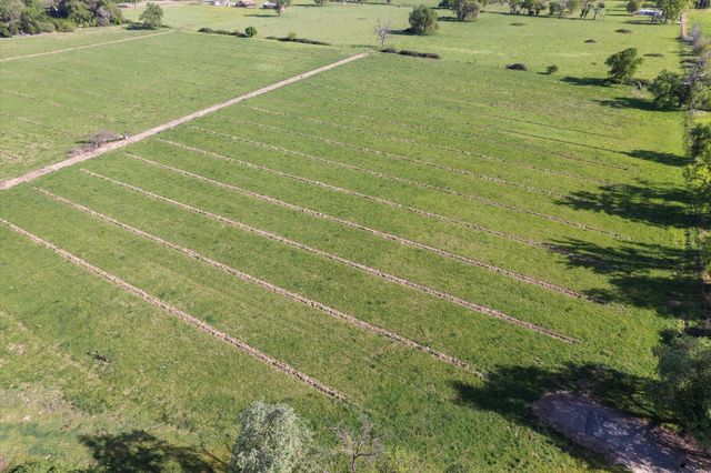 000 Riverland Drive, Anderson, CA 96007